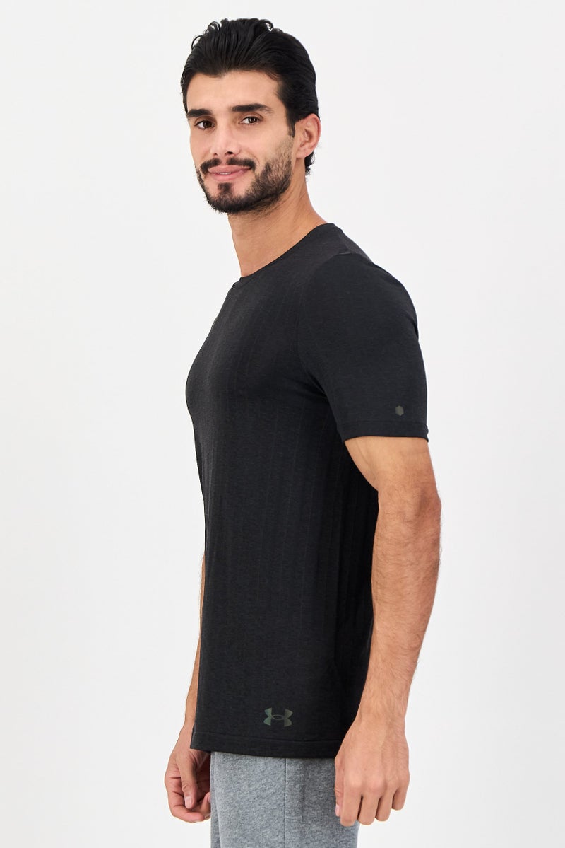 UNDER ARMOUR تي شيرت تدريب قصير الأكمام للرجال، أسود - Image 3